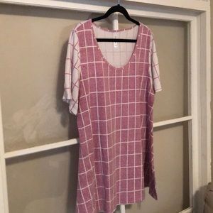 Lularoe Perfect Tee